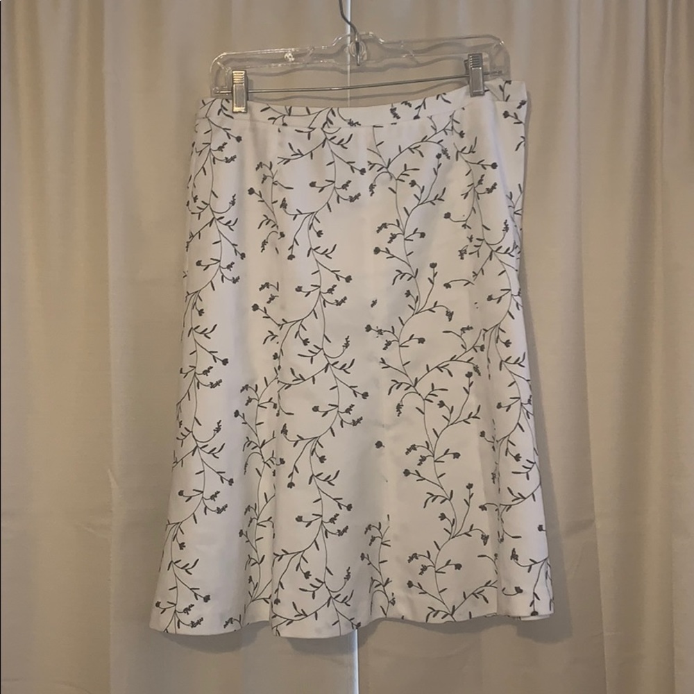 Shots stretch skirt with zipper on side